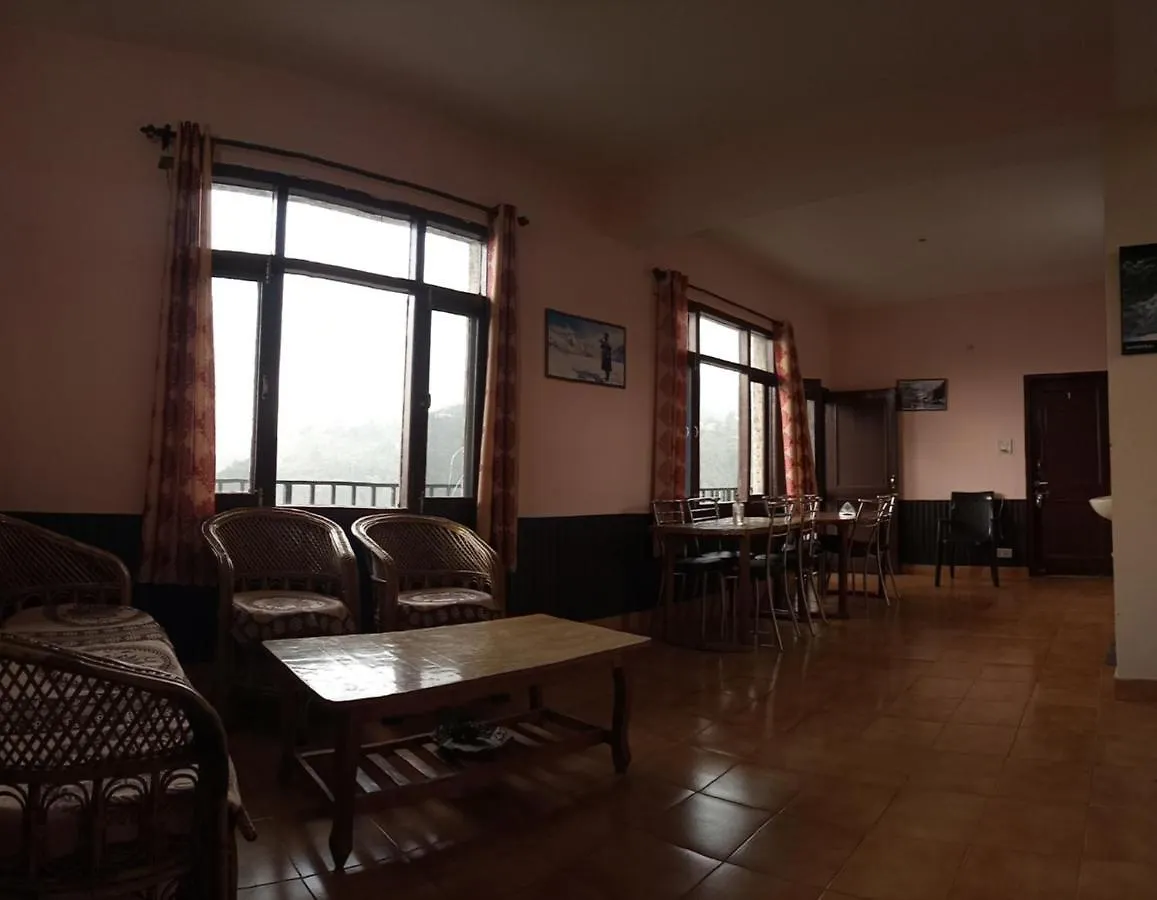 Thakur Homes- Couple And Family Friendly Homestay شيملا