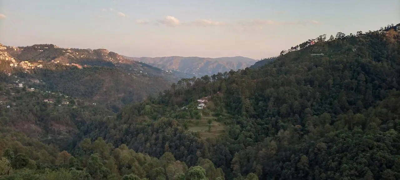 Thakur Homes- Couple And Family Friendly Homestay شيملا