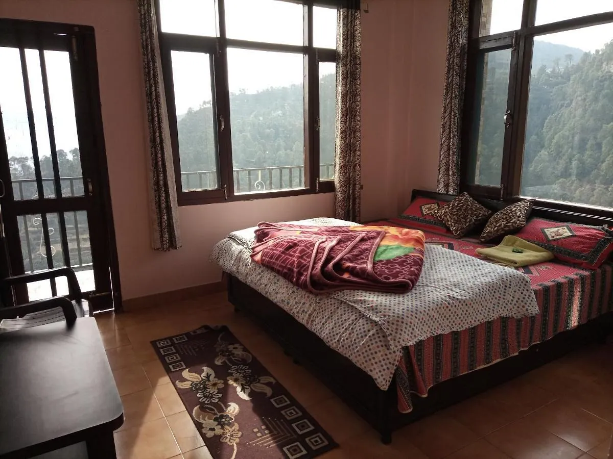 Thakur Homes- Couple And Family Friendly Homestay شيملا