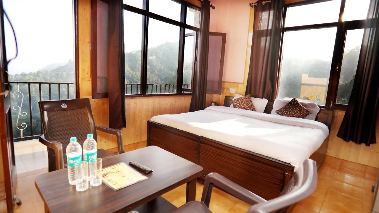 Thakur Homes- Couple And Family Friendly Homestay شيملا