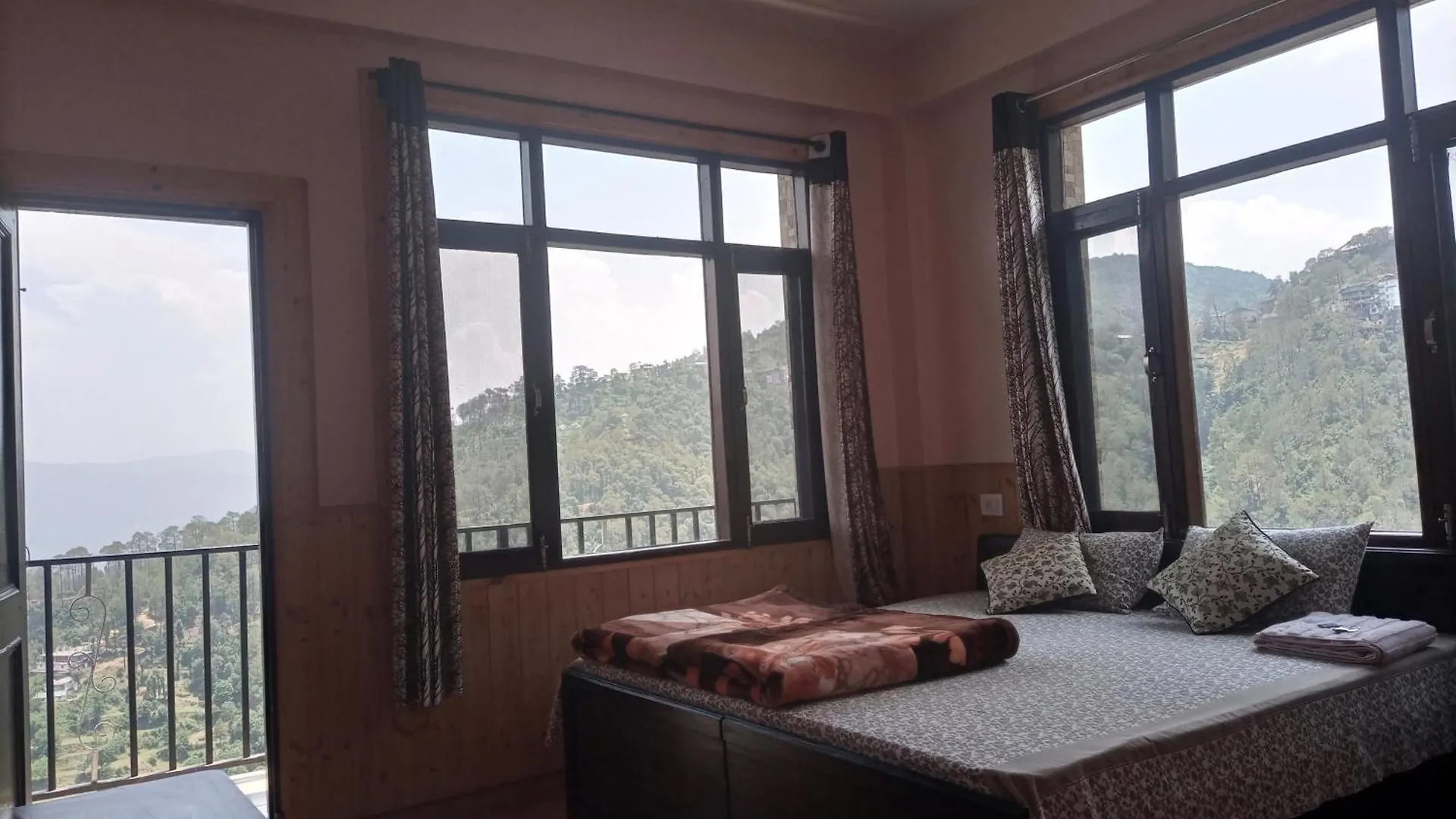 Thakur Homes- Couple And Family Friendly Homestay شيملا الهند